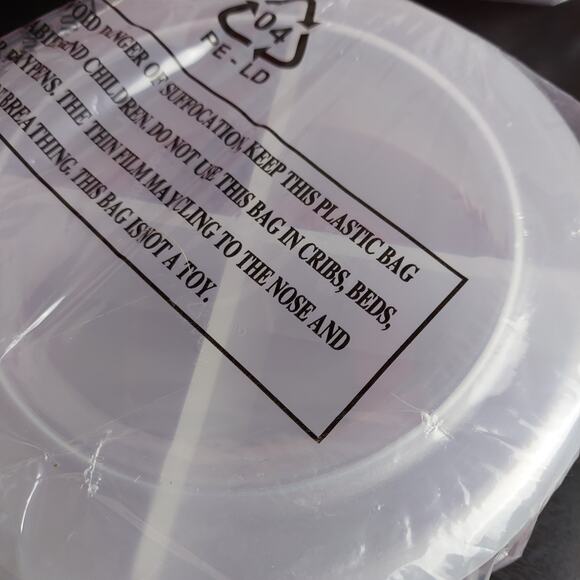 LocknLock Insulated Tote With 3-Piece Storage Set Red Gray Lock & Lock Lock And - Picture 9 of 13